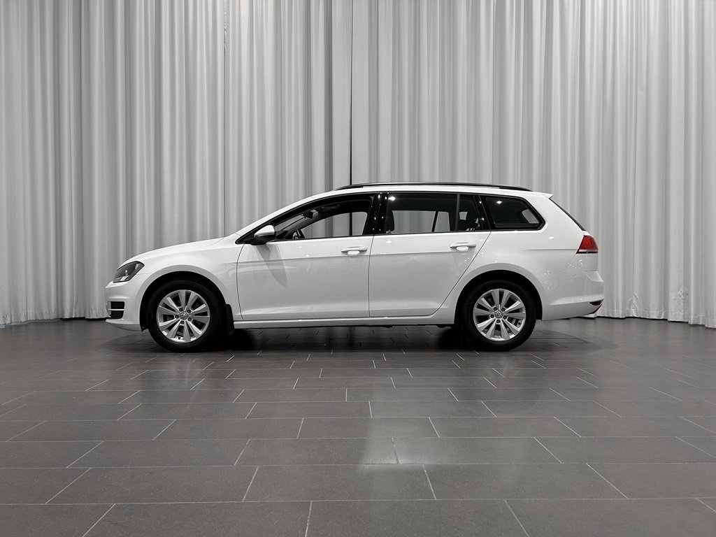 Volkswagen Golf Sportscombi TSI 110hk 2016, kuva 2/10