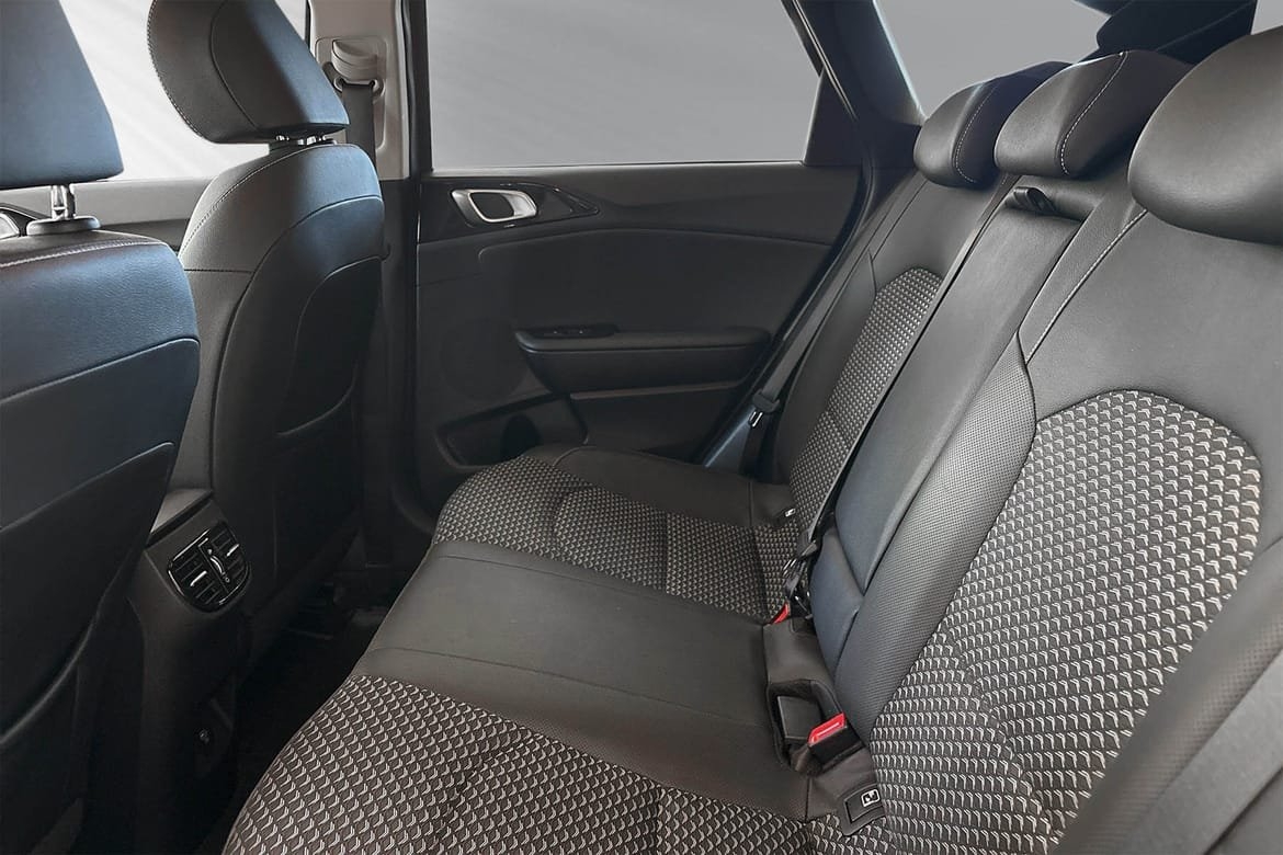 Kia Ceed Sportswagon Plug-in Hybrid 2023, bild 7/20