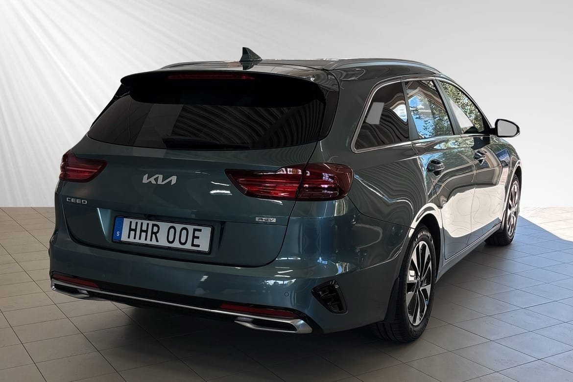 Kia Ceed Sportswagon Plug-in Hybrid 2023, bild 4/20