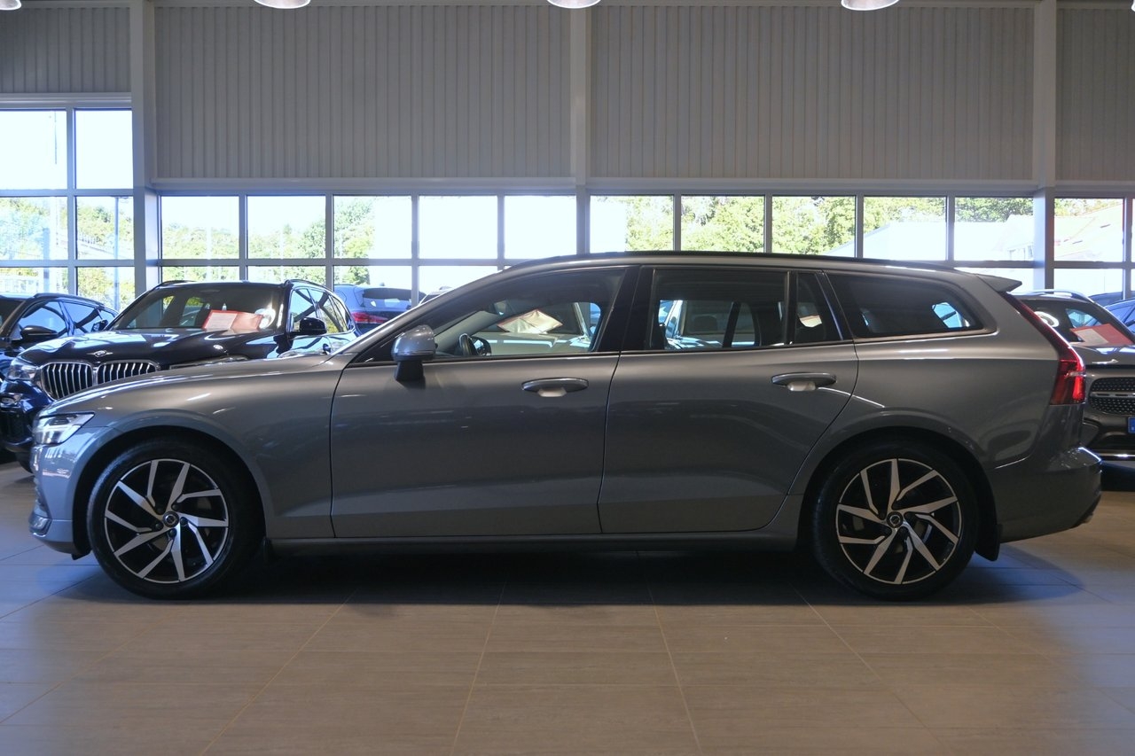 Volvo V60 D3 AWD Aut Momentum Ed 2019, bild 2/10