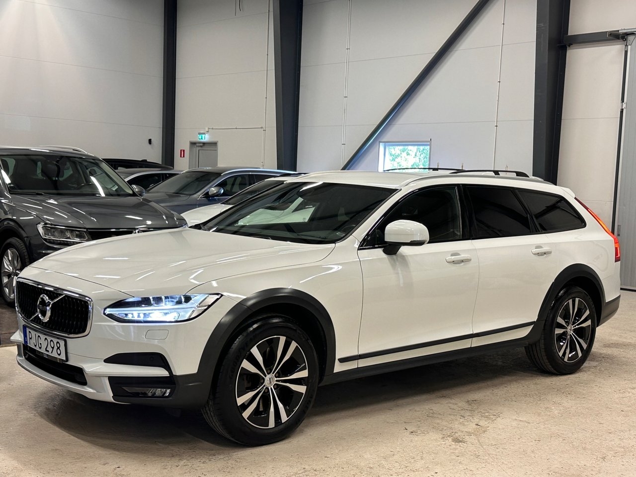 Volvo V90 Cross Country 2017, bild 6/10