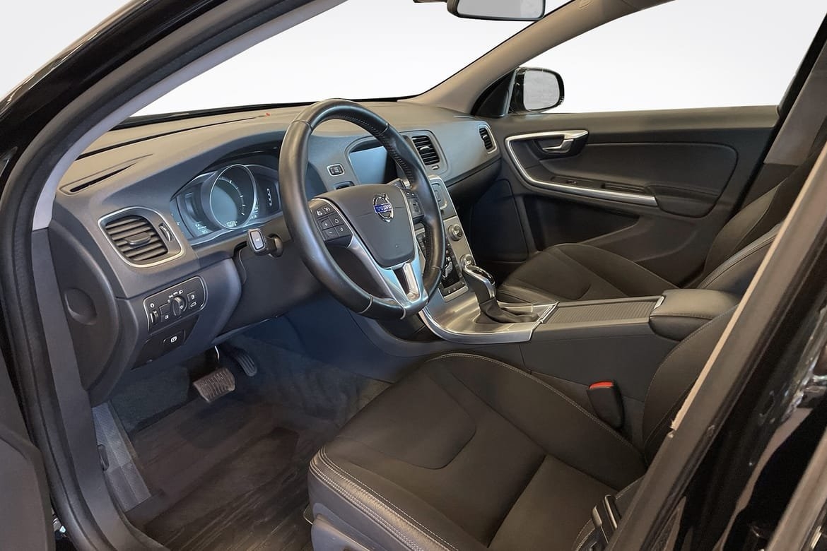 Volvo V60 Cross Country 2016, bild 6/10
