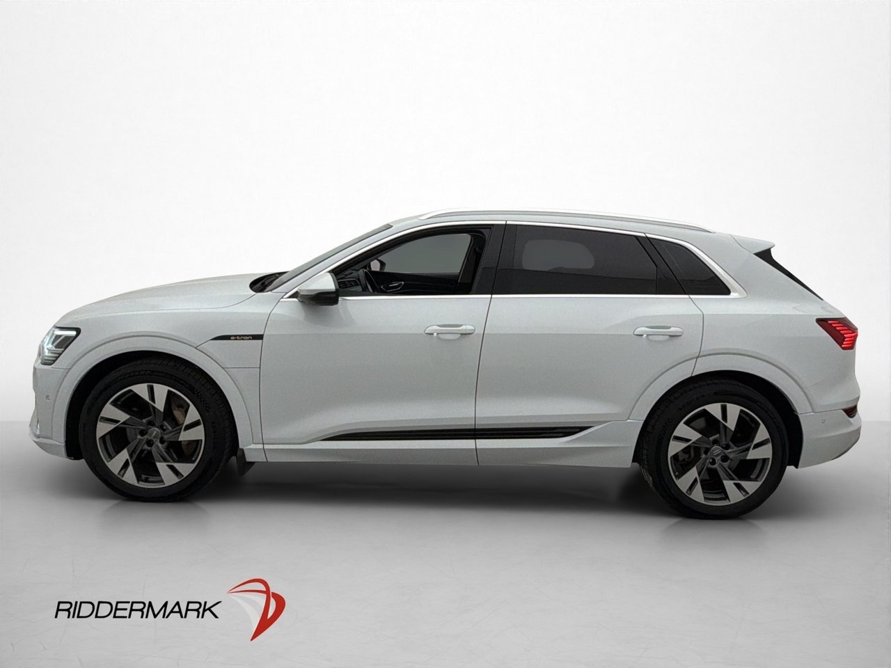 Audi e-tron 50 Q Proline Cockpit 2020, kuva 5/32