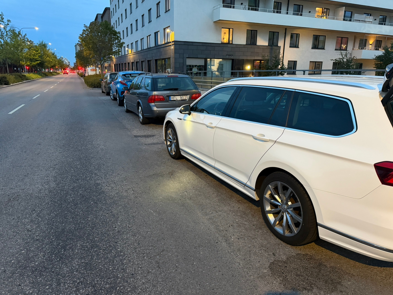 Volkswagen Passat 2016, bild 5/10