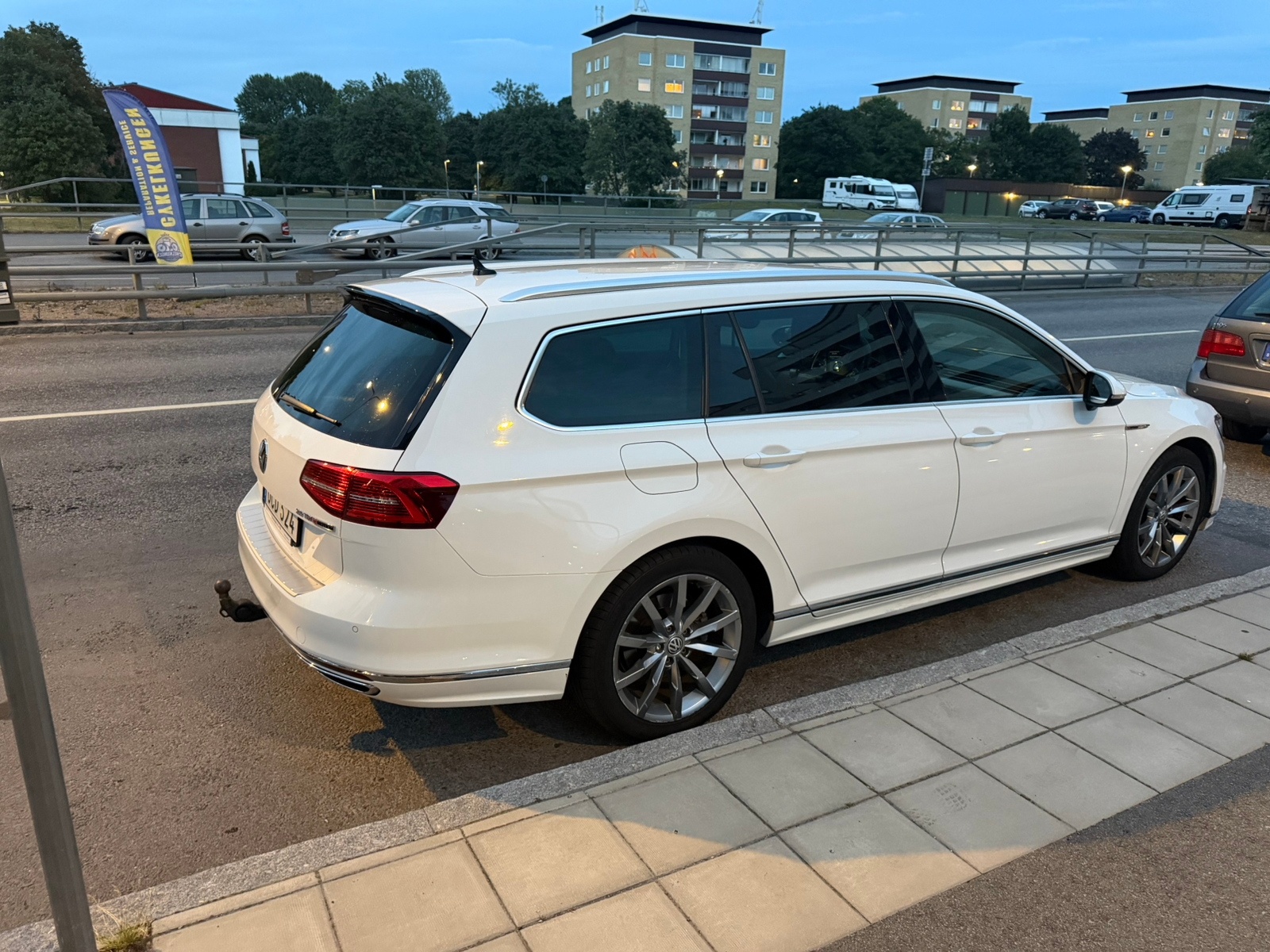 Volkswagen Passat 2016, bild 2/10