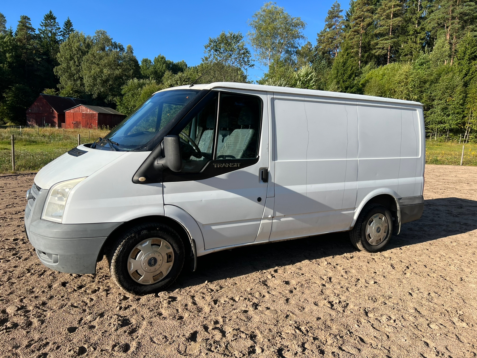 Ford Transit T260 2.2 TDCi Manuell 2008, bild 2/7