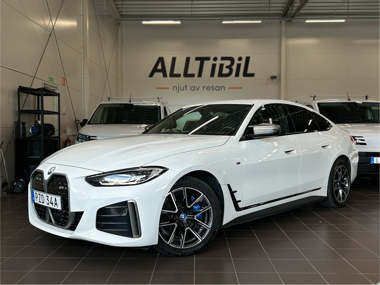BMW i4