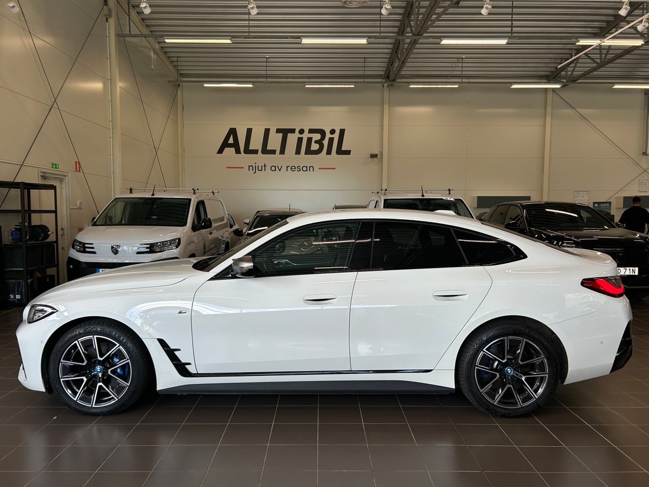 BMW i4 M50 xDrive M Sport 2024, bild 4/10