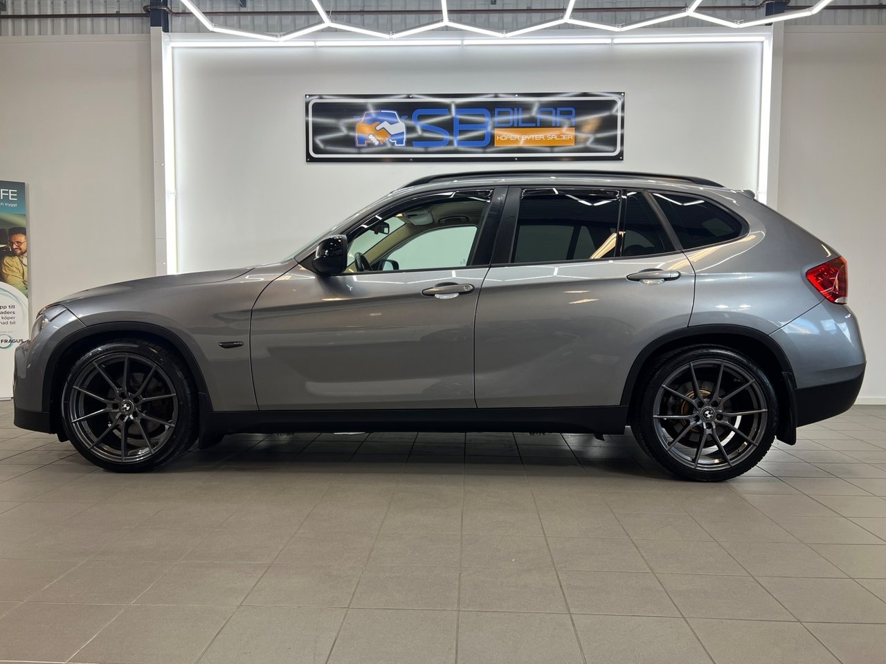 BMW X1 2010, kuva 2/10