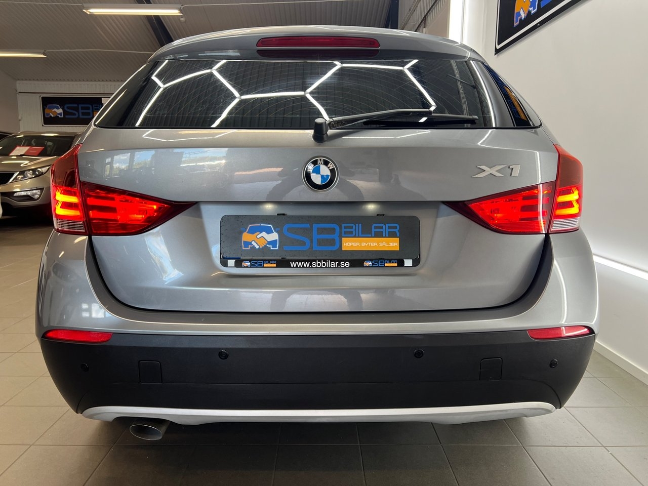 BMW X1 2010, kuva 4/10