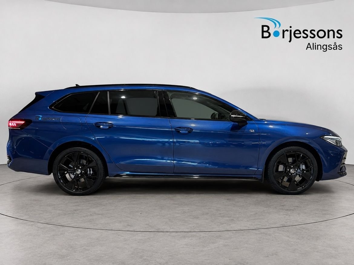 Volkswagen Passat 2026, bild 2/11