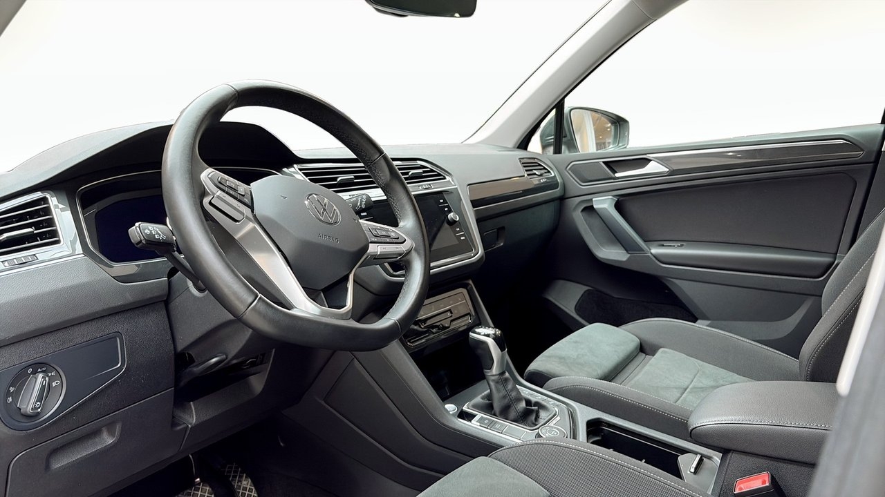 Volkswagen Tiguan 2024, photo 7/10