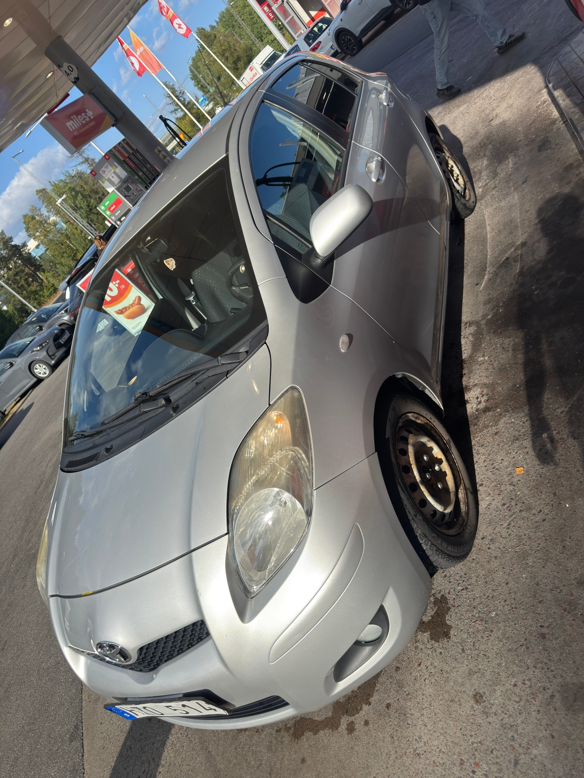 Toyota Yaris 5-dörrar 1.0 VVT-i Manuell 2010, bild 7/7