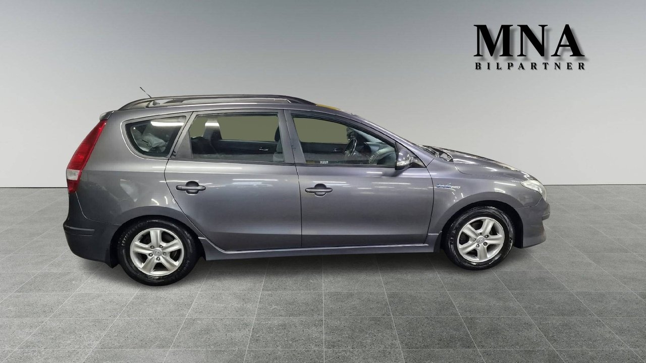 Hyundai i30 2011, bild 6/10