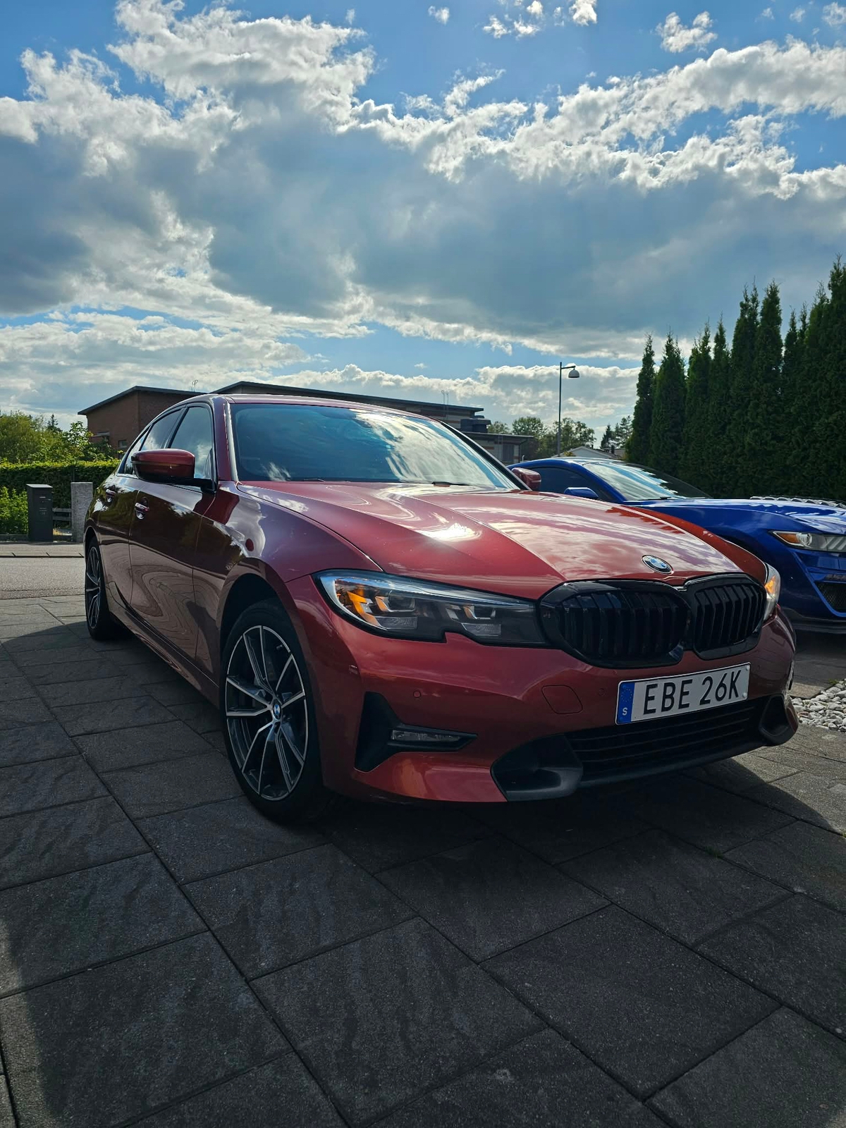 BMW 330