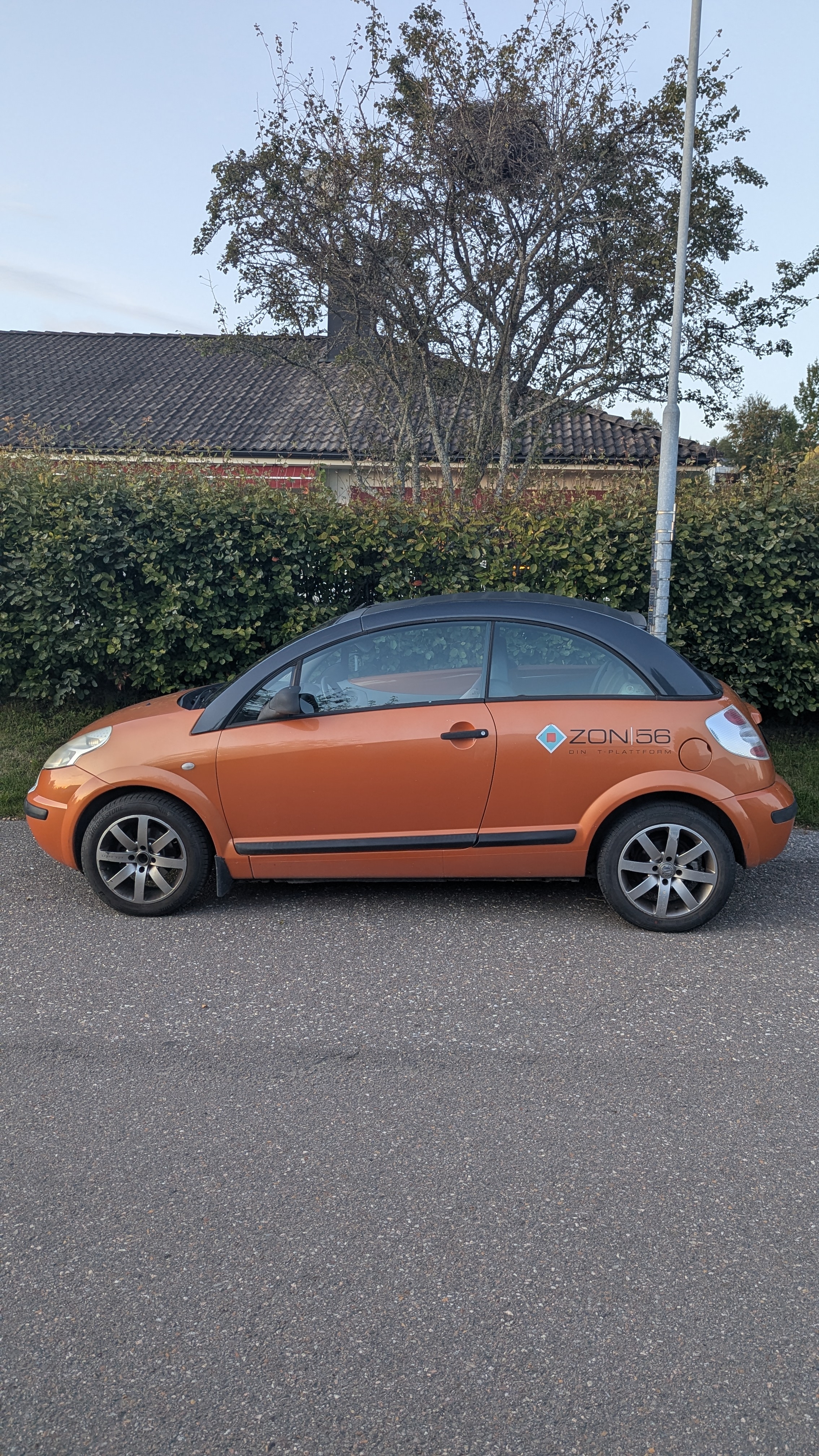 Citroen C3 Pluriel 1.6 SensoDrive 2004, kuva 2/6