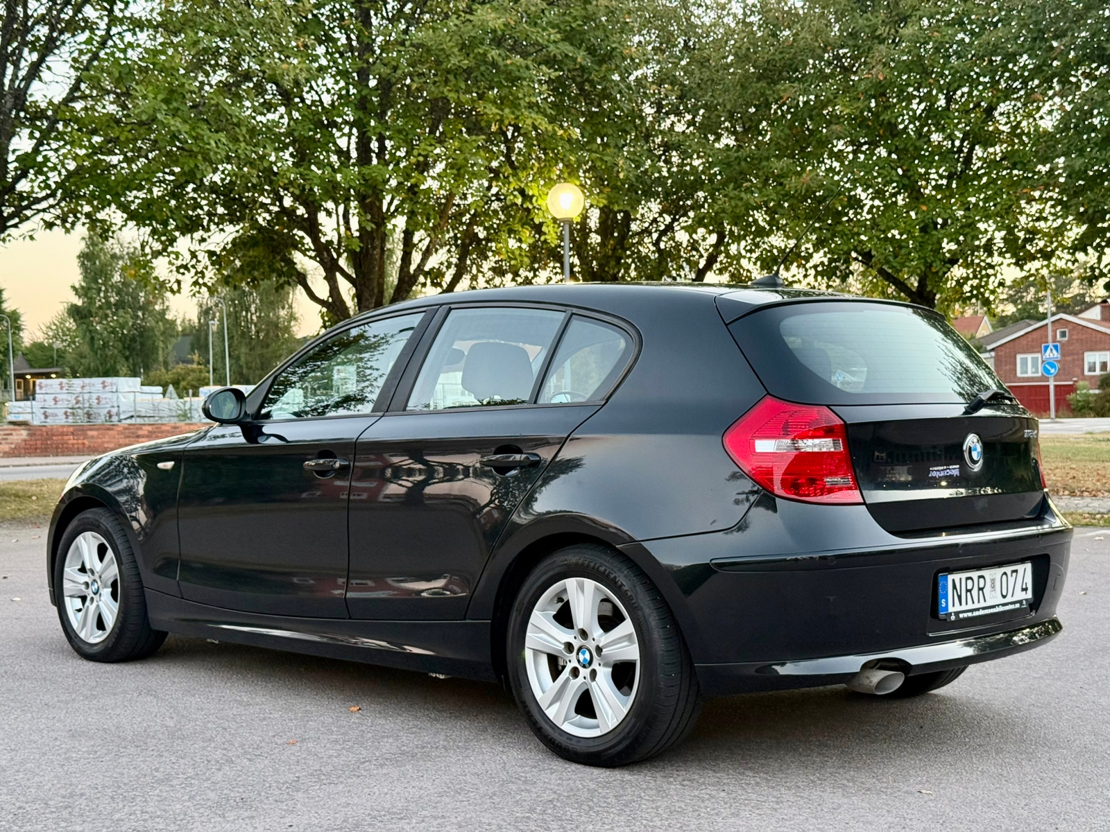 BMW 118 d 5-dörrars Manuell 2010, bild 4/10