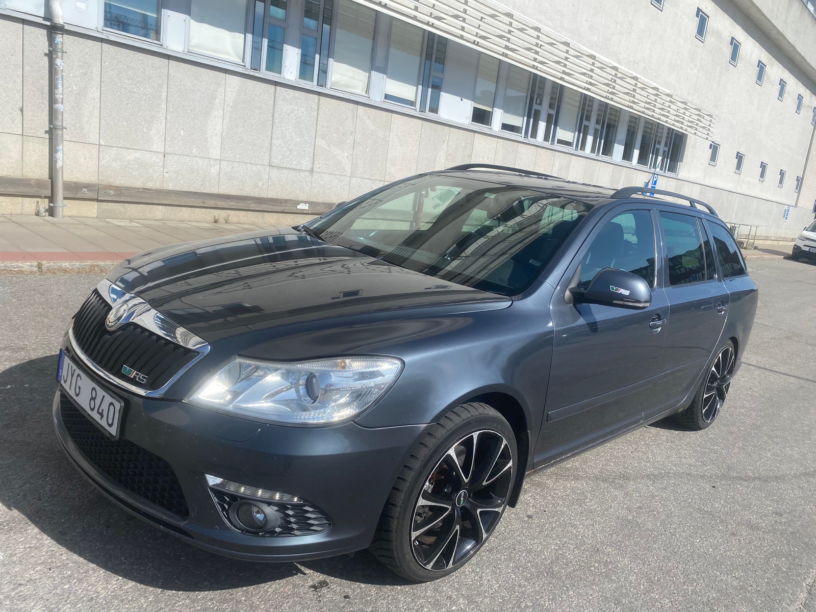 Skoda Octavia 2010, bild 5/18