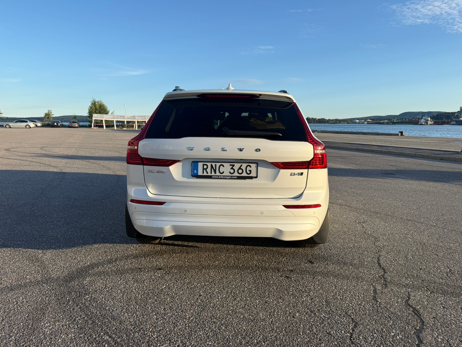 Volvo XC60 2022, kuva 3/7