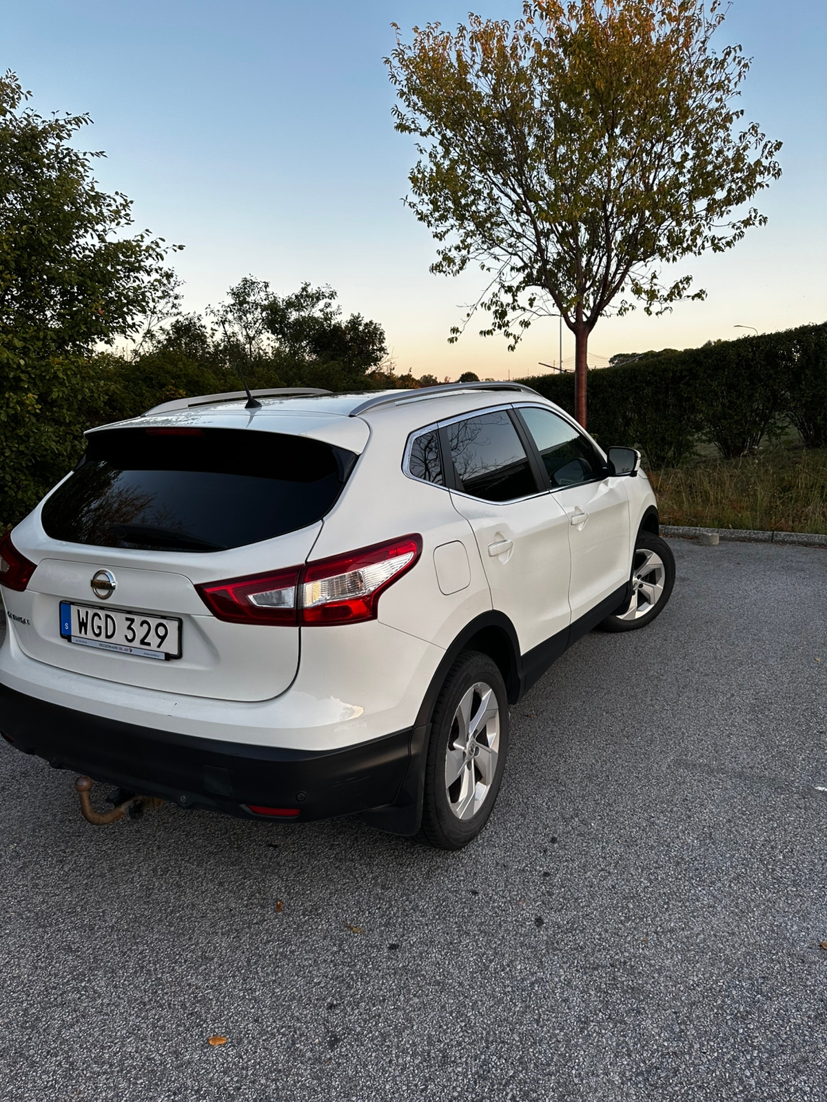 Nissan Qashqai 1.2 DIG-T XTRONIC-CVT 2017, bild 3/10