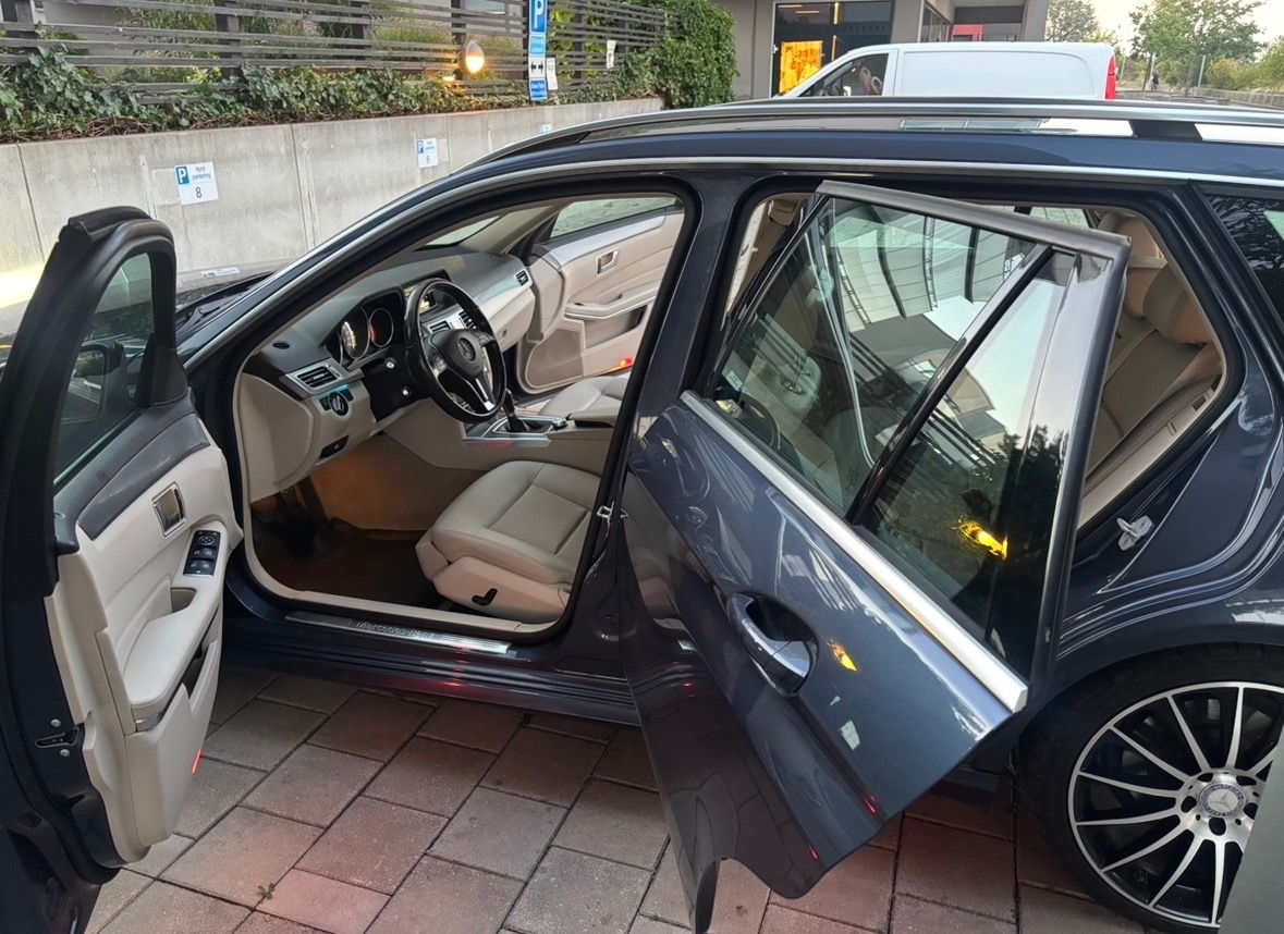 Mercedes-Benz E 200 T BlueTEC Manuell 2015, bild 7/10
