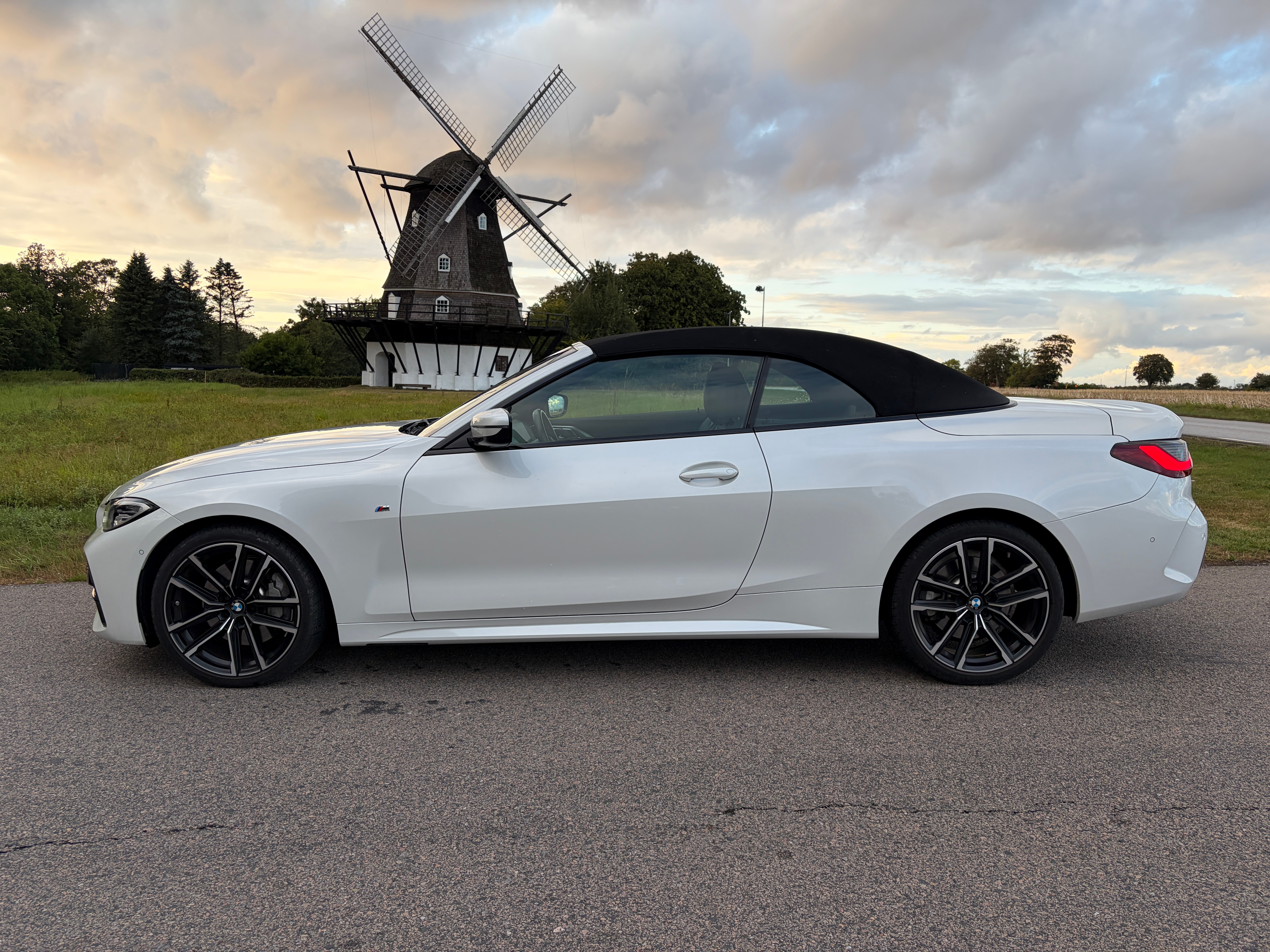 BMW 430 i xDrive M-Sport Cab Ev byte 2023, bild 2/10