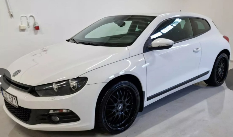 Volkswagen Scirocco 1.4 TSI Manuell 2012, kuva 4/9