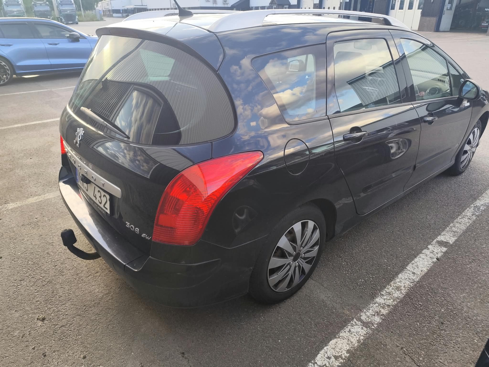 Peugeot 308 SW 1.6 THP Automatisk 2010, bild 2/8