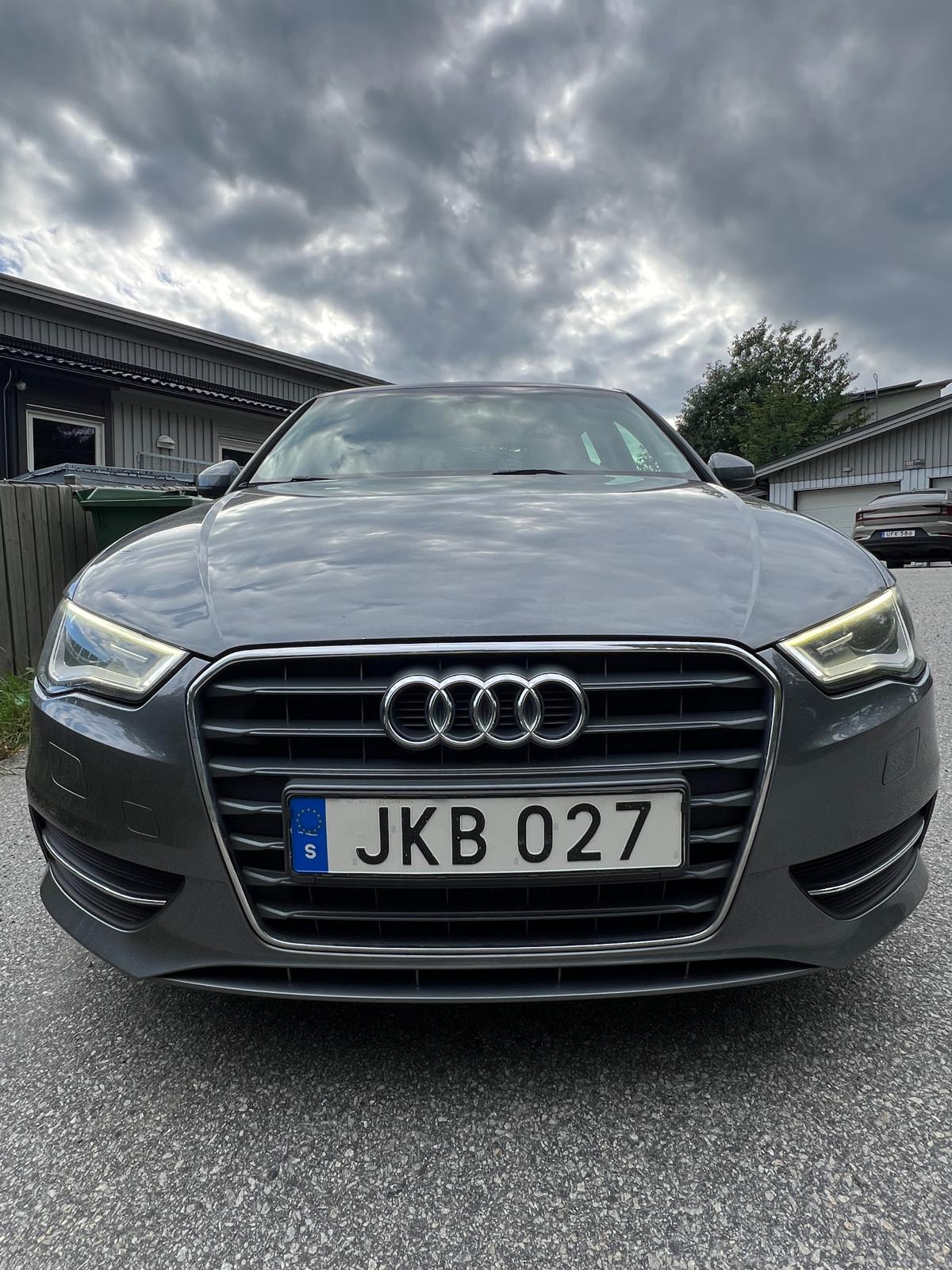 Audi A3 Sportback 1.2 TFSI Manuell 2014, bild 2/7