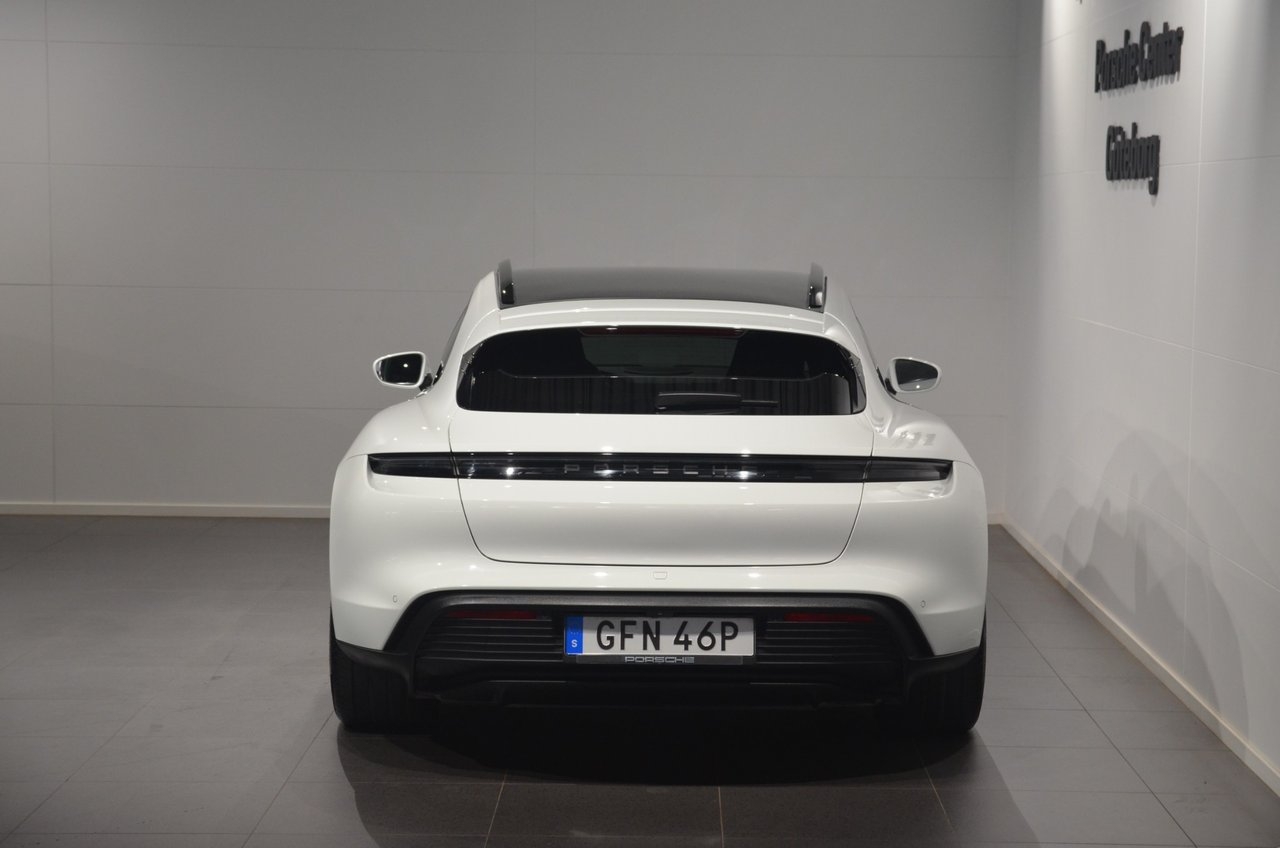 Porsche Taycan Sport Turismo 2022, bild 7/10
