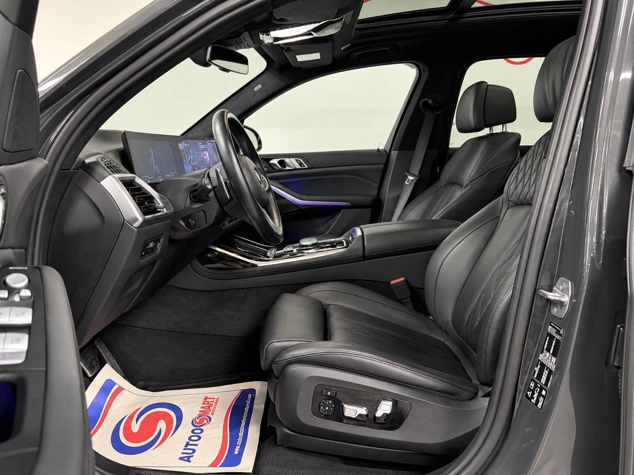 BMW X7 xDrive40d M Sport Pro 2023, bild 6/33