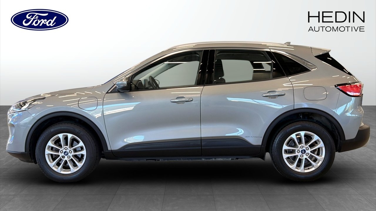 Ford Kuga PLUG-IN HYBRID TITANIUM 2022, photo 6/10