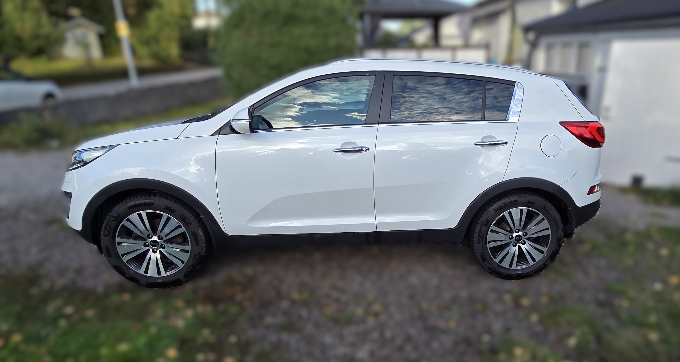 Kia Sportage 1.7 CRDi Manuell 2014, kuva 2/5