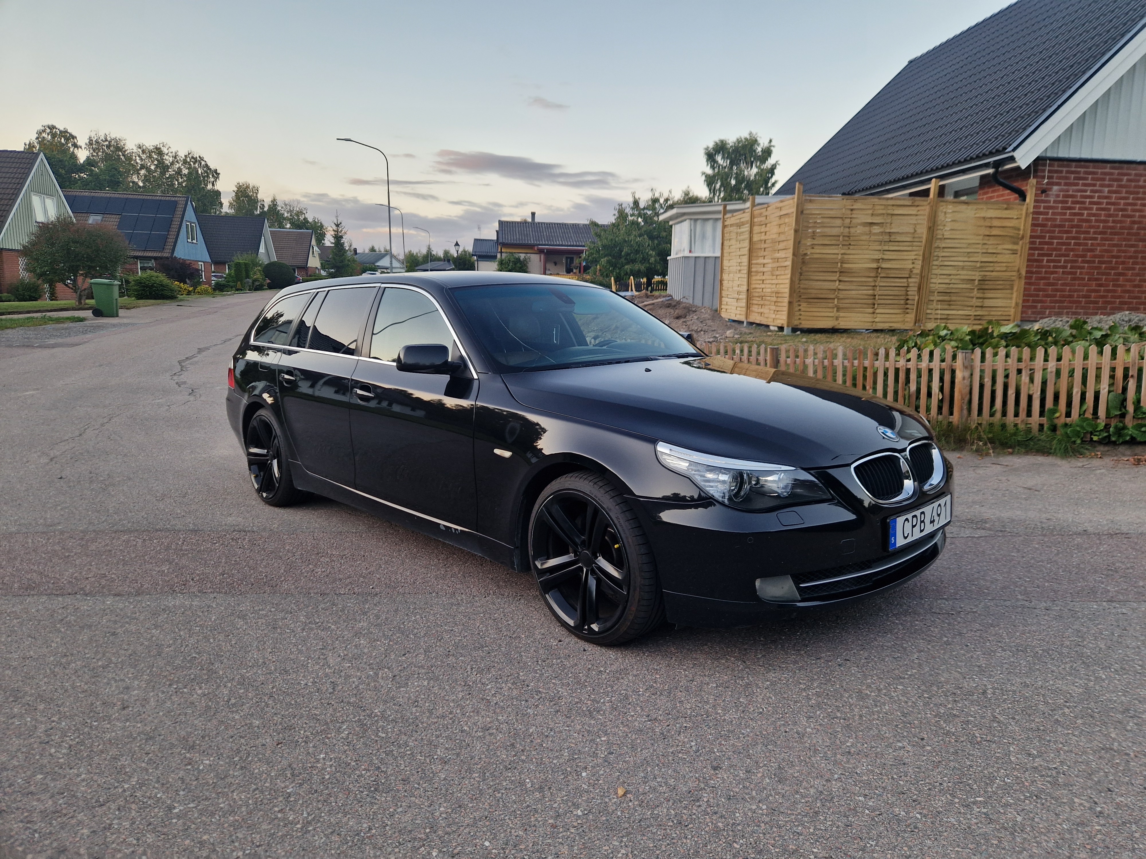BMW 530