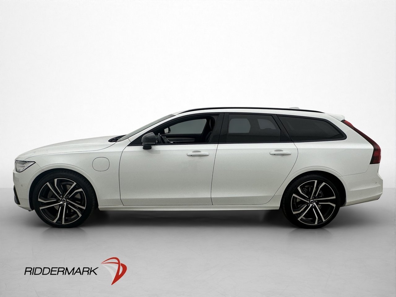 Volvo V90 2022, bild 2/36