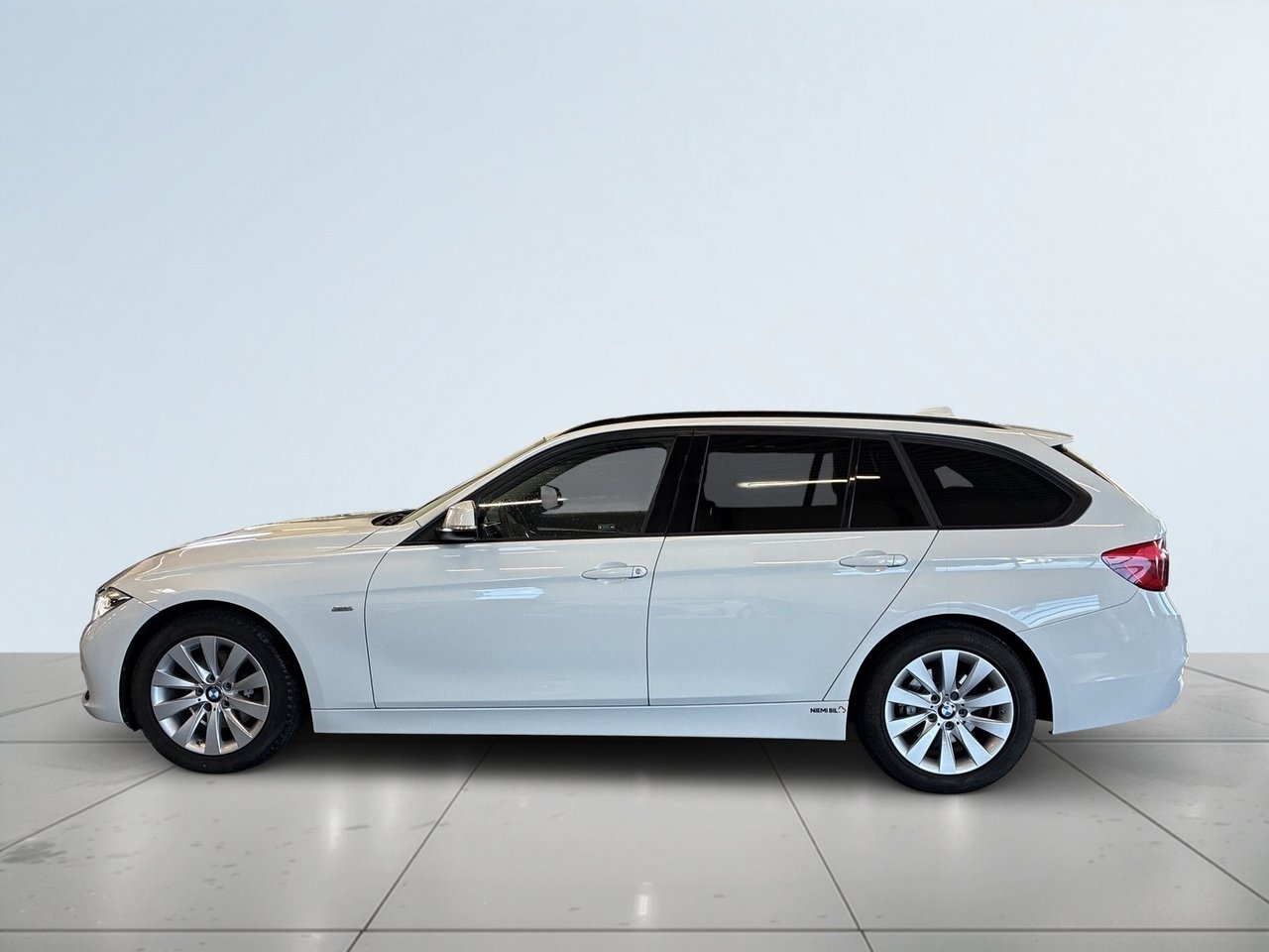 BMW 320 2016, kuva 4/10