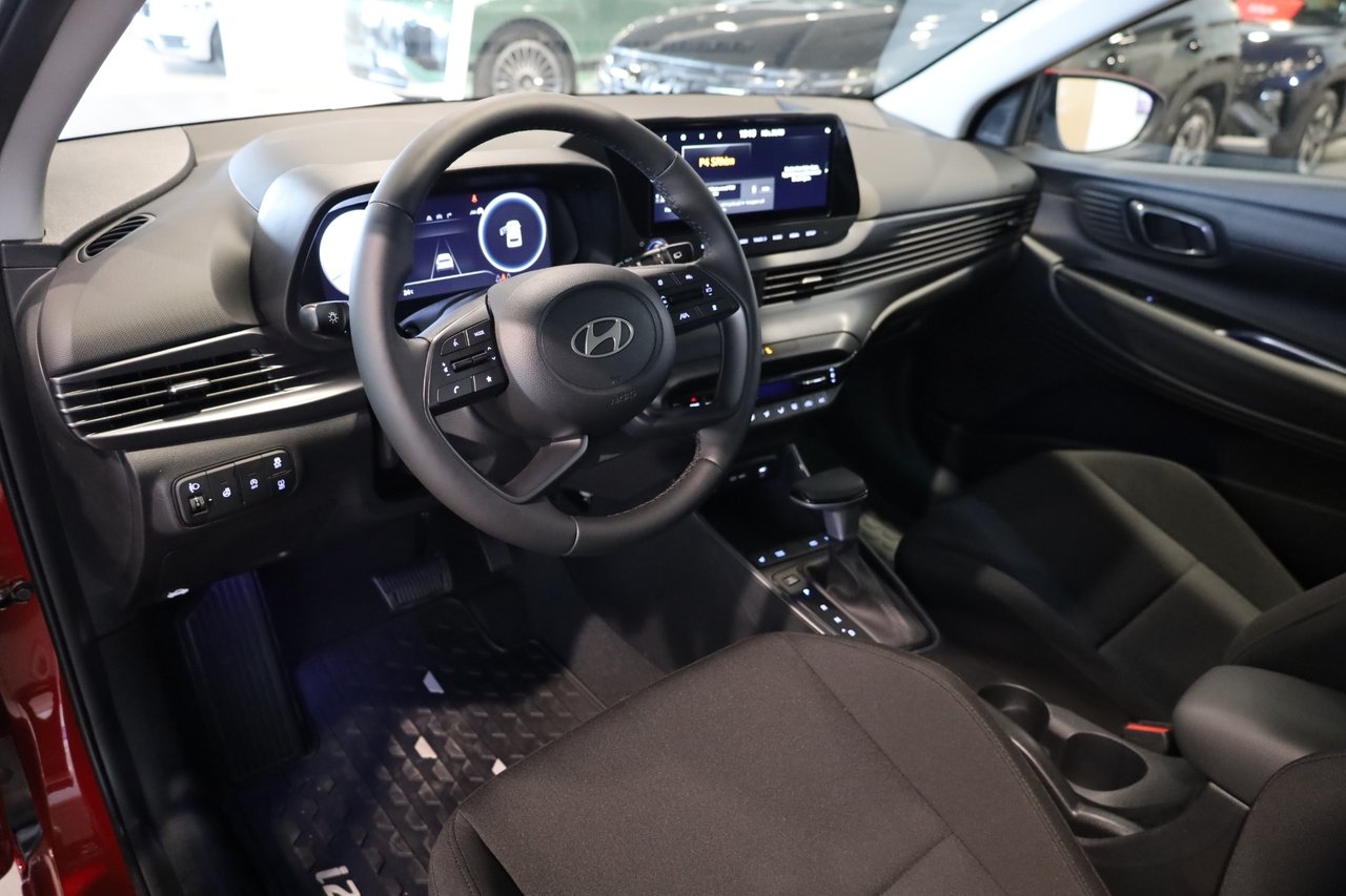Hyundai i20 Essential automat 2027, bild 6/10