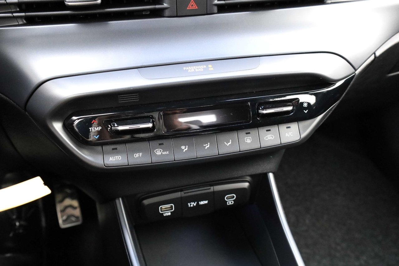 Hyundai Bayon 1.0 T-Gdi Essential 2027, photo 7/10