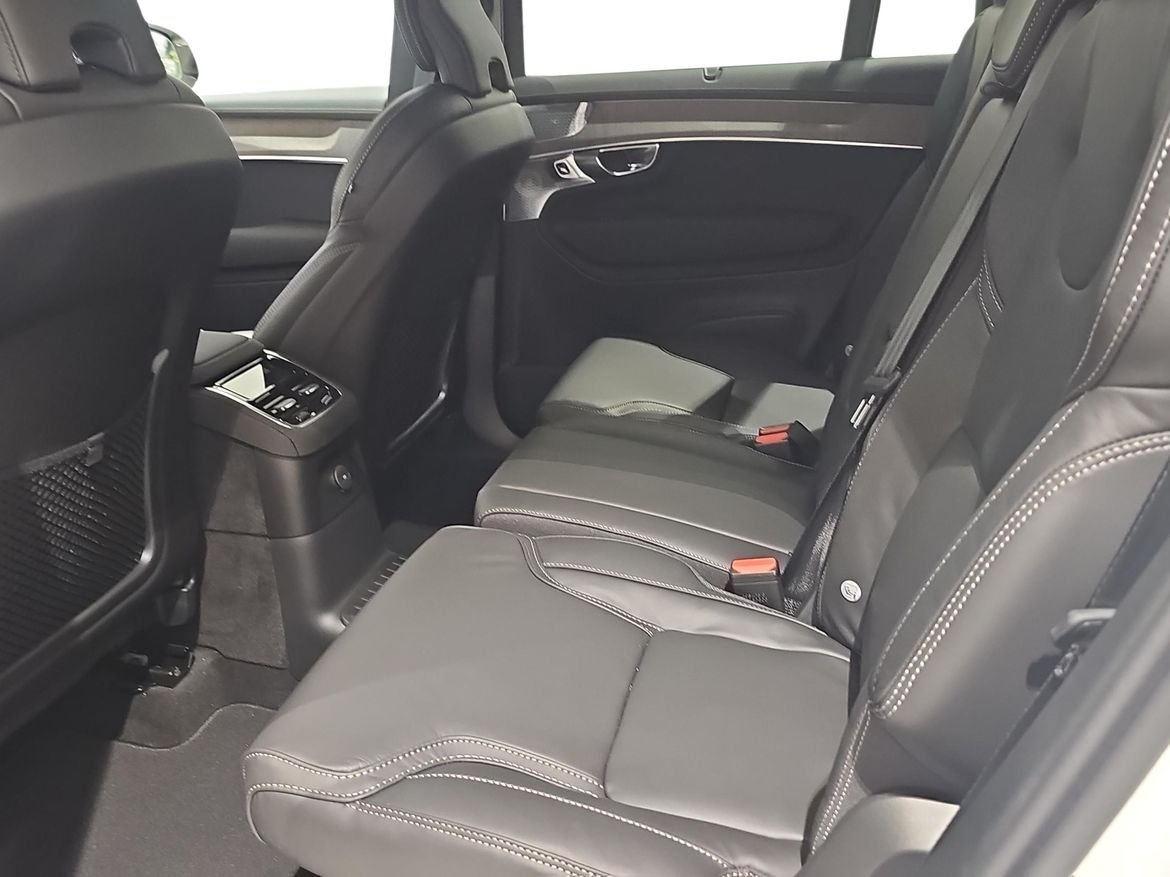 Volvo XC90 T8 Ultra Dark - Demo 2027, photo 6/10