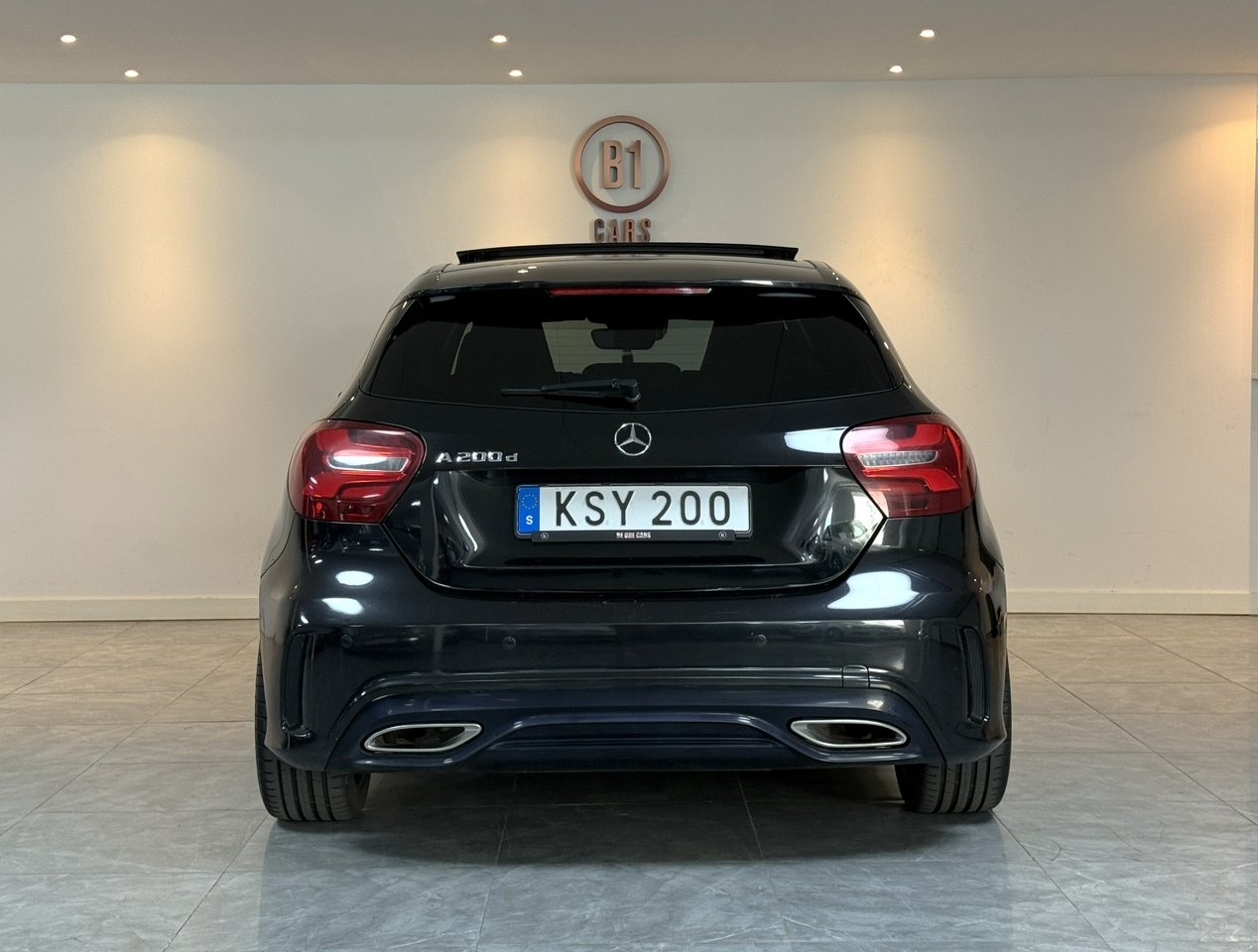 Mercedes-Benz A 200 d 7G-DCT AMG Line 2016, bild 7/10
