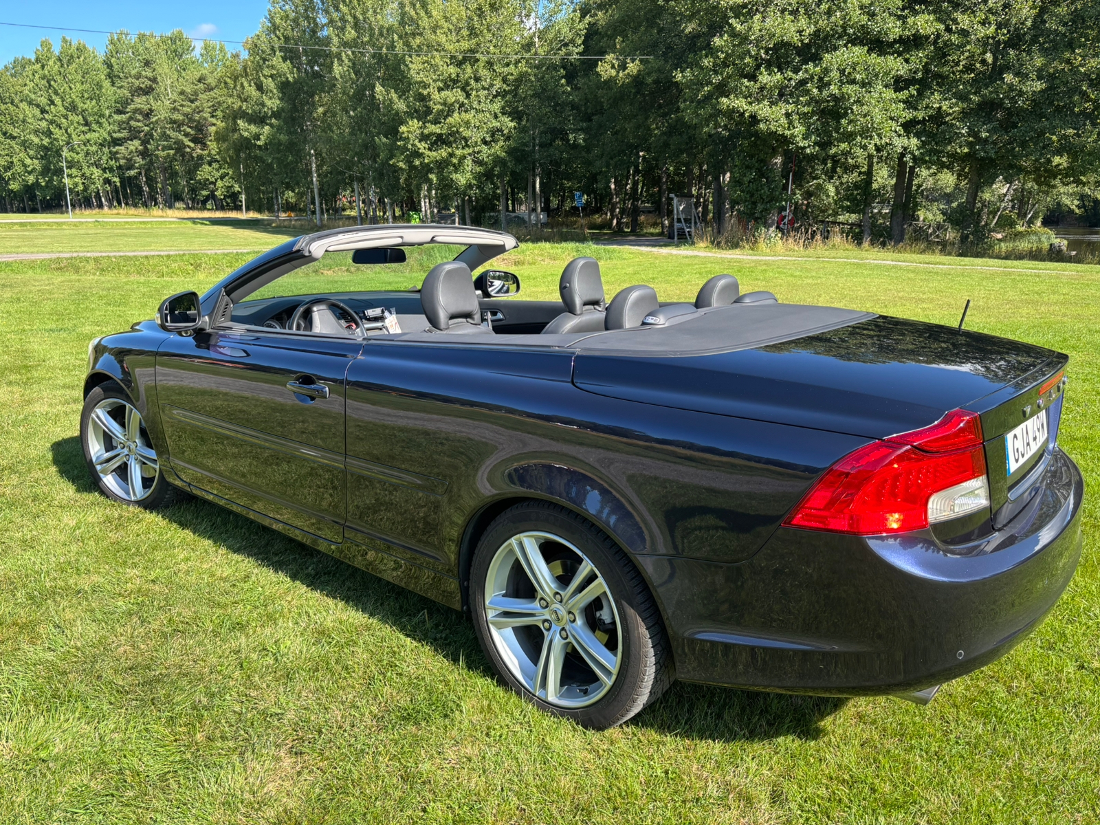 Volvo C70 D3 Automatisk 2011, bild 2/6