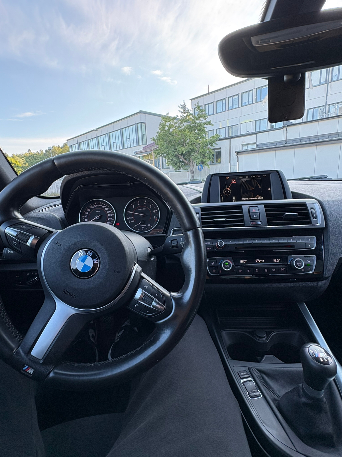 BMW 118 i 5-dörrars Manuell 2016, bild 7/7