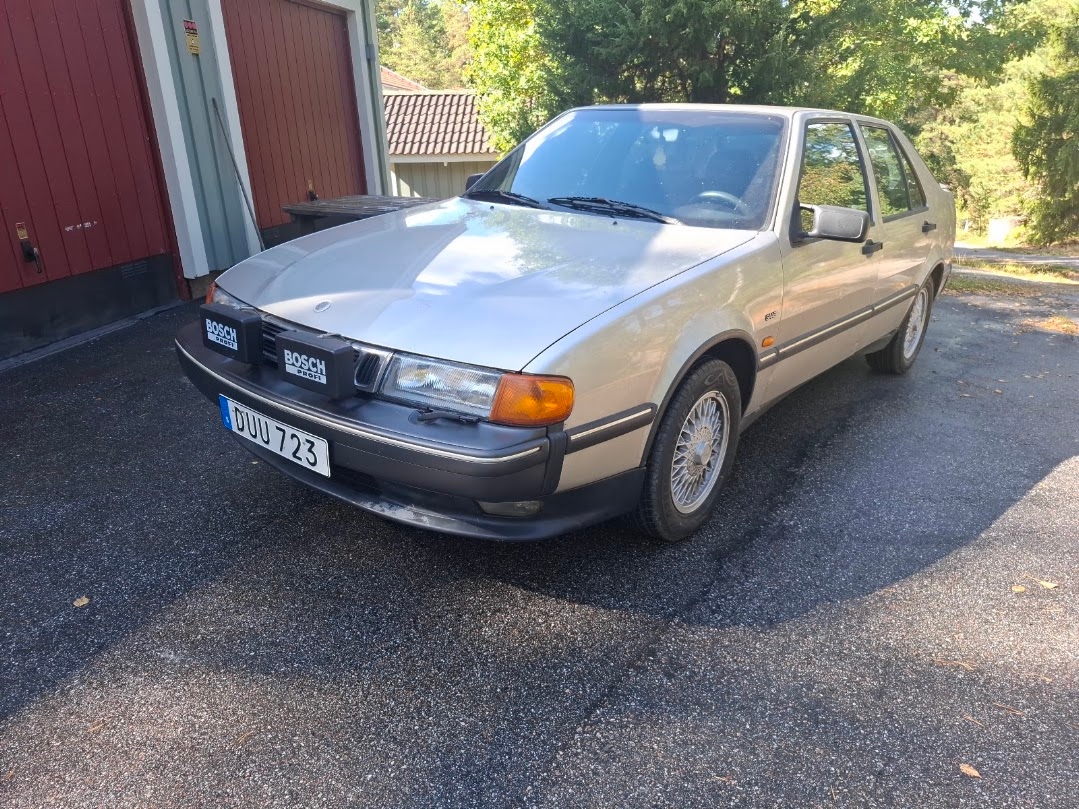 Saab 9000