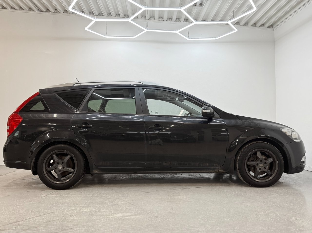 Kia Ceed 2010, bild 4/10