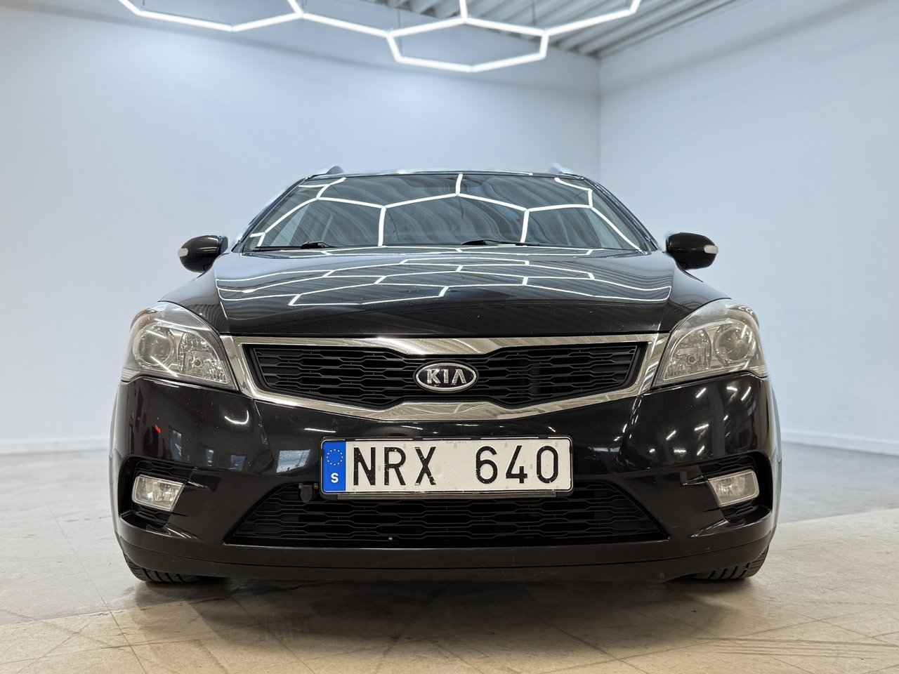 Kia Ceed 2010, bild 3/10