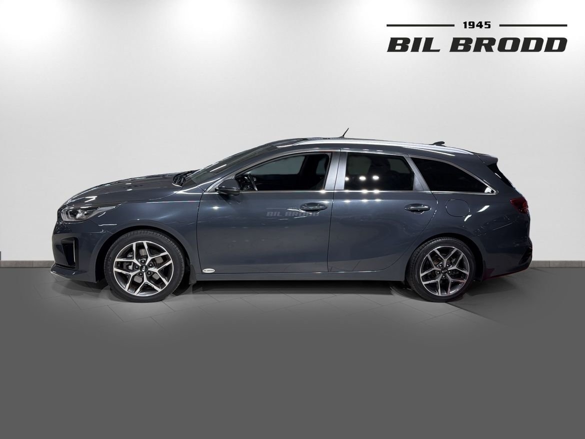 Kia Ceed SW 1.4 T-GDI DCT GT-Line Drag 2020, photo 4/14