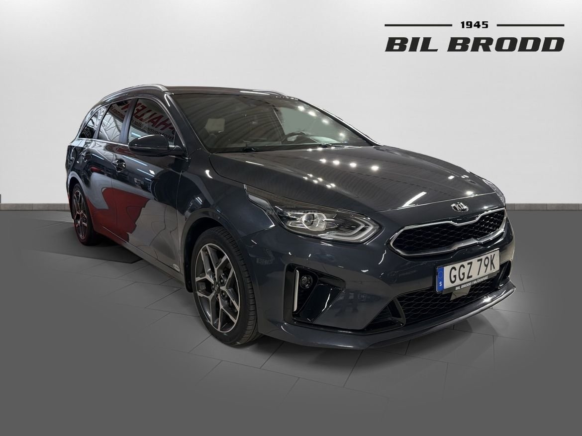 Kia Ceed SW 1.4 T-GDI DCT GT-Line Drag 2020, photo 3/14