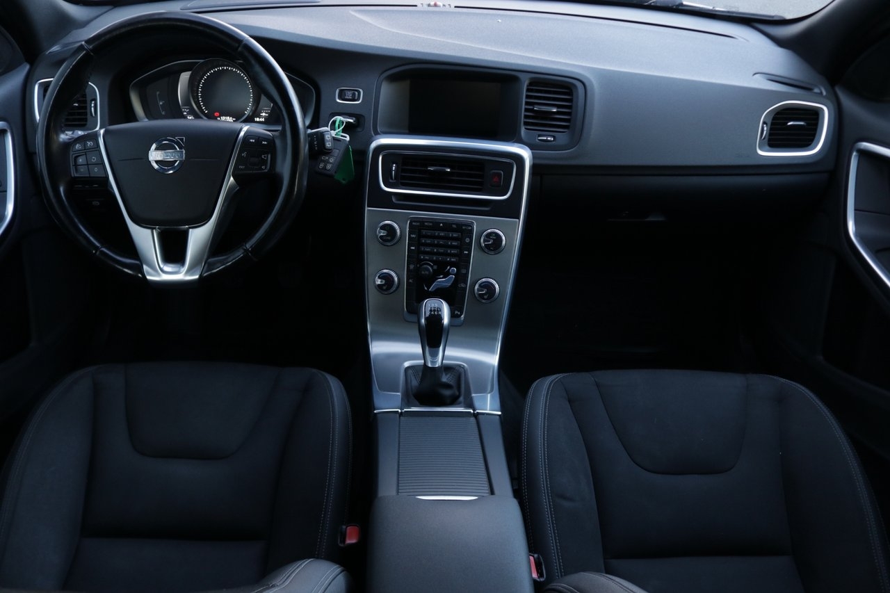 Volvo V60 2015, kuva 7/10