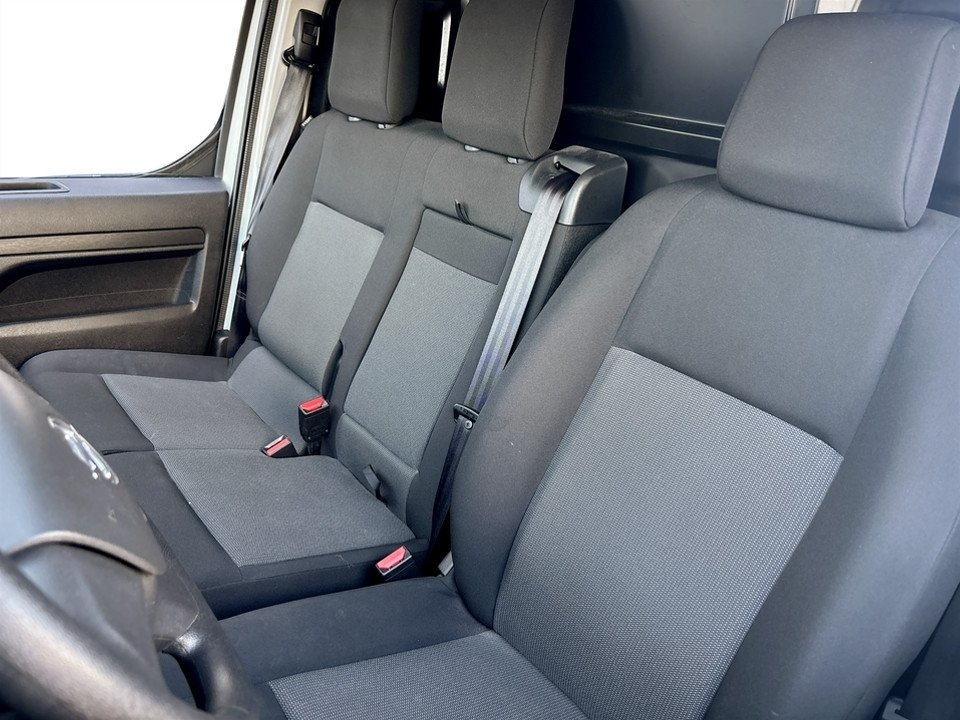 Opel Vivaro 2023, bild 7/10