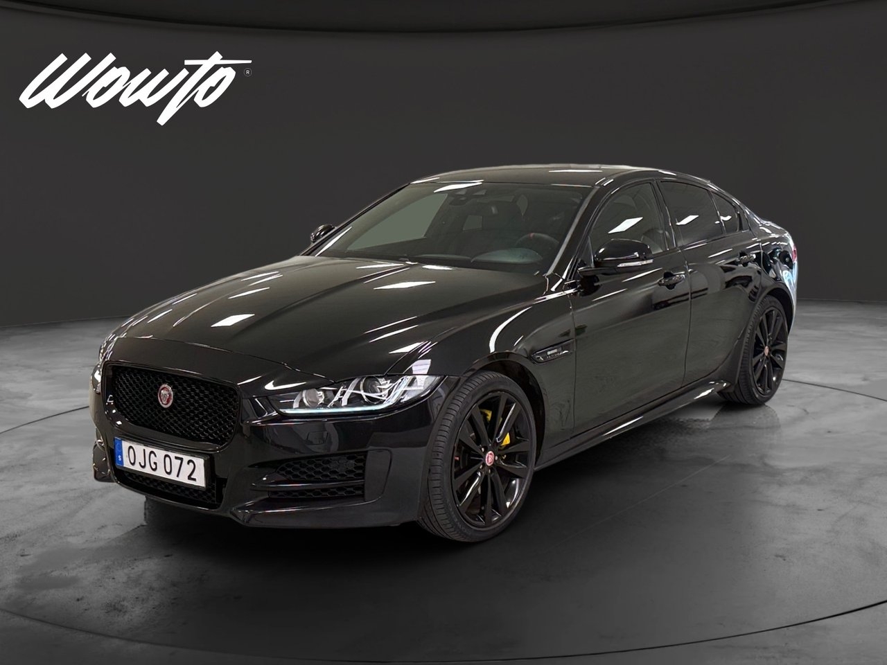 Jaguar XE